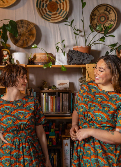 Artsy Traveler Midi Dress - Mosaic Fan